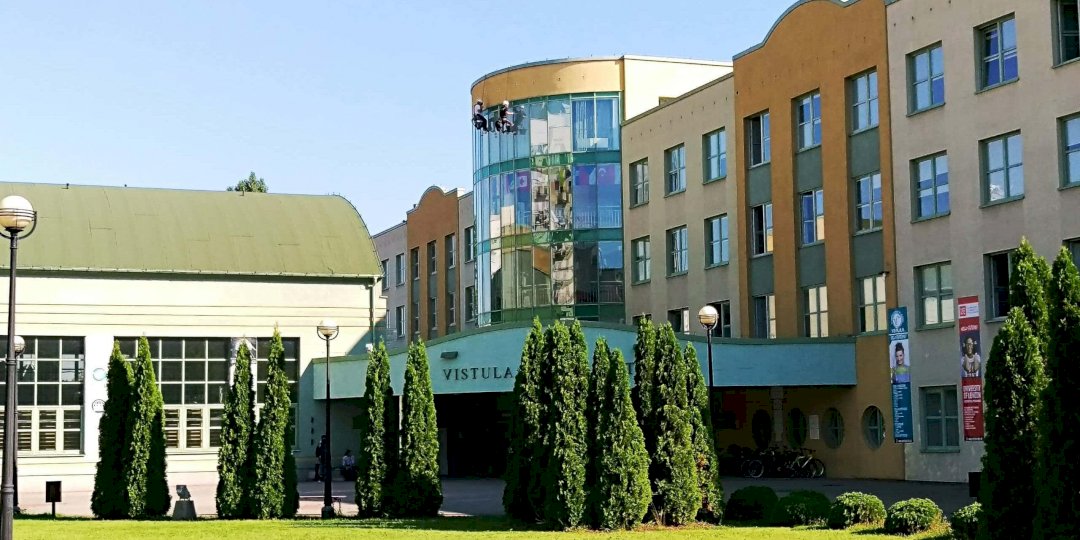 Академія Фінансів та Бізнесу Vistula в Варшаві - головний будинок
