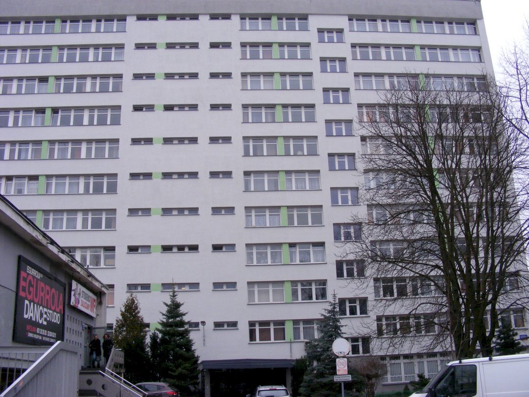 Фоновое изображение общежития №1 - Muchomorek, Варшавского Университета