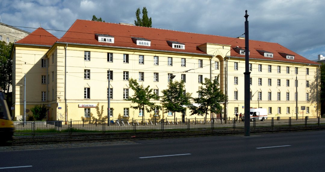 Фоновое изображение общежития Bratniak-Muszelka- Варшавской Политехники